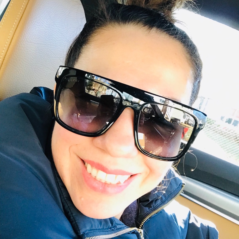 Meet your Posher, Zheni